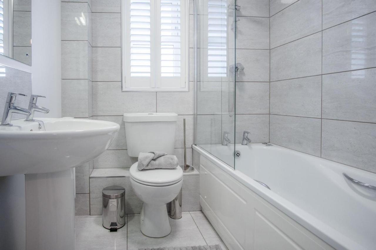 Ty Melyn - 2 Bedroom Cottage - Tenby Eksteriør billede