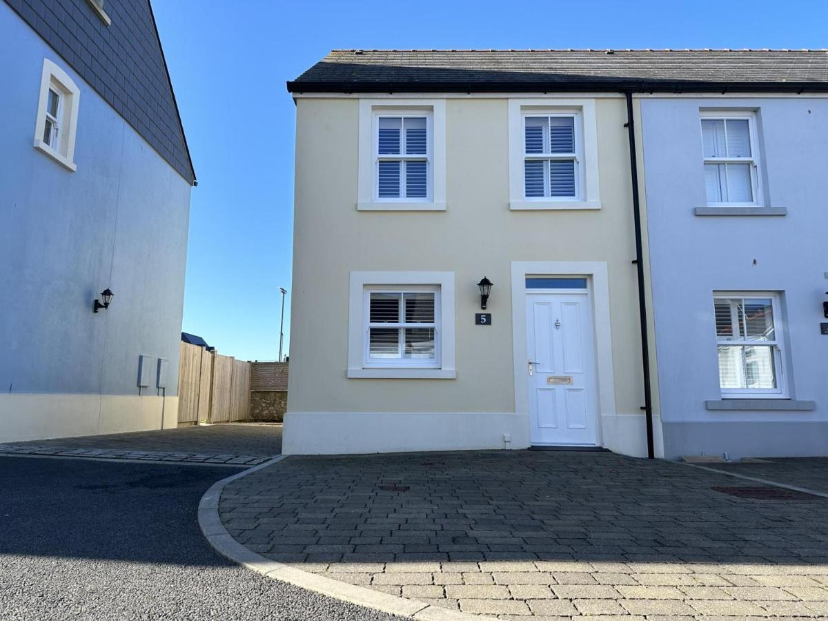Ty Melyn - 2 Bedroom Cottage - Tenby Eksteriør billede